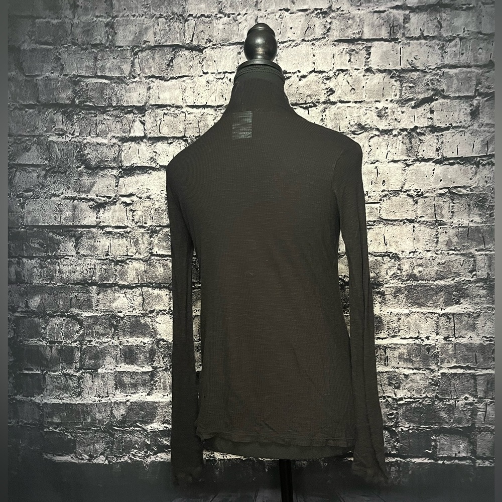 H.I.P. Top - Picture 3 of 8